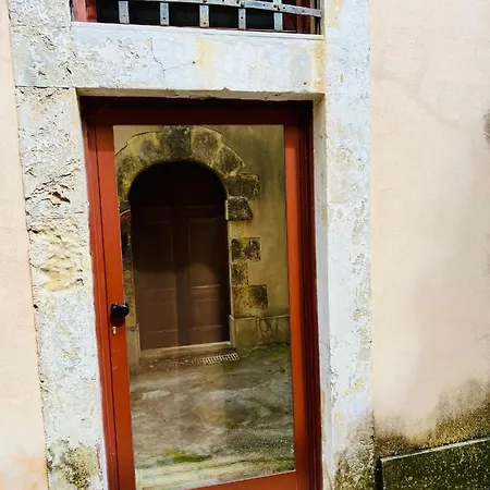 Ferienhaus House With Garden Noto
